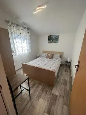 Apartment Krec 1